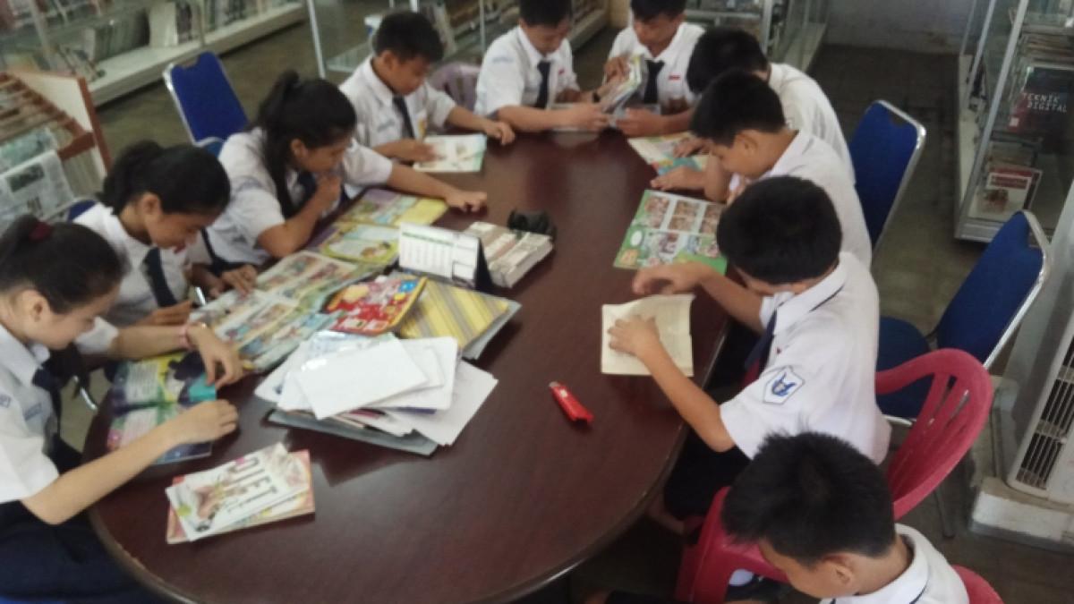 Jawaban Bahasa Inggris Kelas 9 Halaman 137 138 Then, Start Writing The First Draft Of Your Recount