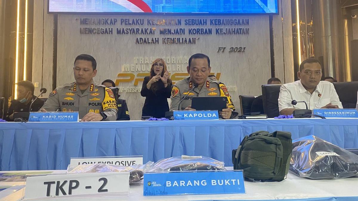 BOM RAKITAN MELEDAK - Konferensi pers penanganan ledakan SMAN 72 Jakarta di Mapolda Metro Jaya, Selasa (11/11/2025).
