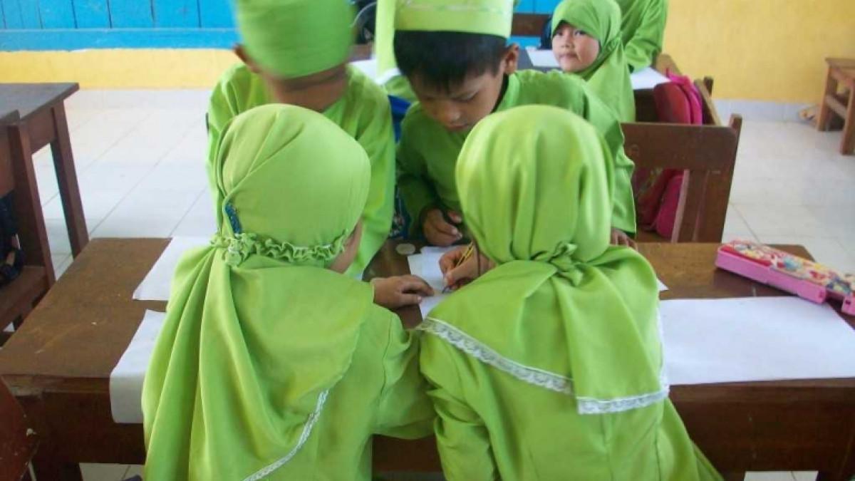 Kunci Jawaban Bahasa Indonesia Kelas 4 Halaman 74 Sebutkan Nama Desa Yang Diceritakan Di Atas