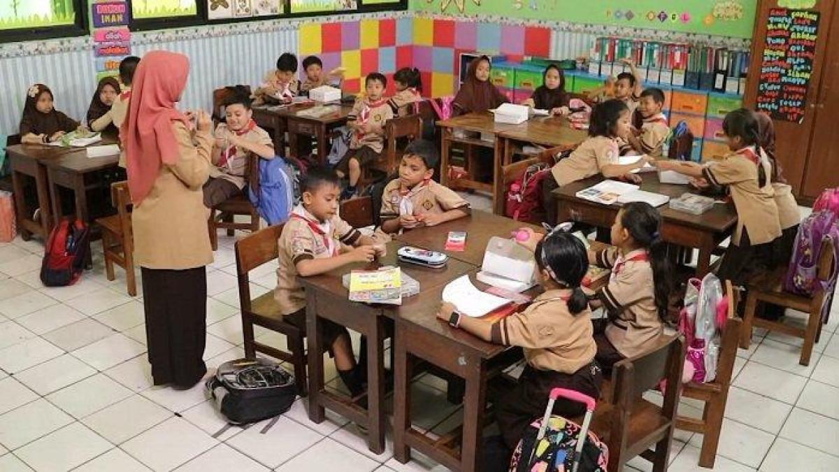 Kunci Jawaban IPAS Kelas 3 Halaman 37 Pertanyaan Esensial: Apa Saja Tahapan Siklus Hidup Pada Hewan?