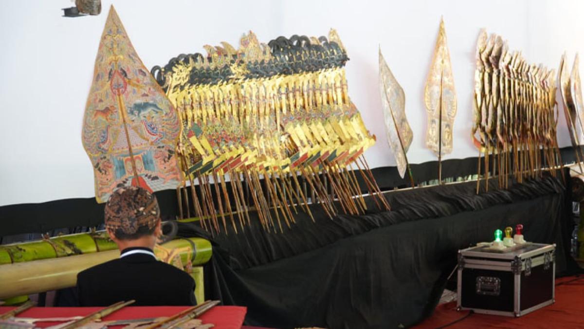 LOMBA DALANG ANAK - Lomba Dalang Anak 2025 yang digelar Dinas Kebudayaan, Kepemudaan, Olahraga, dan Pariwisata (Disbudporapar) Kabupaten Klaten di Pendopo Monumen Juang 45, Kecamatan Klaten Utara, Sabtu (2/8/2025).