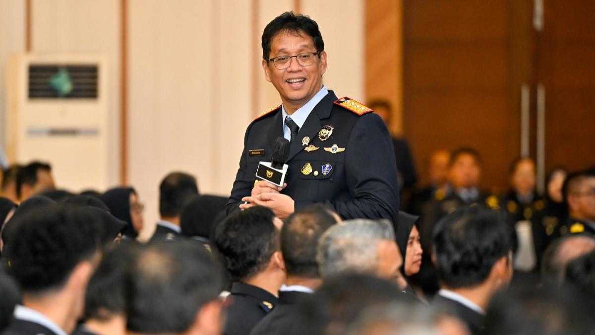 MENKEU PURBAYA -