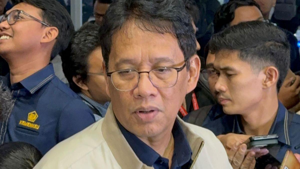 OTT PEGAWAI PAJAK DAN BEA CUKAI - Menkeu Purbaya tak akan lakukan intervensi hukum . 