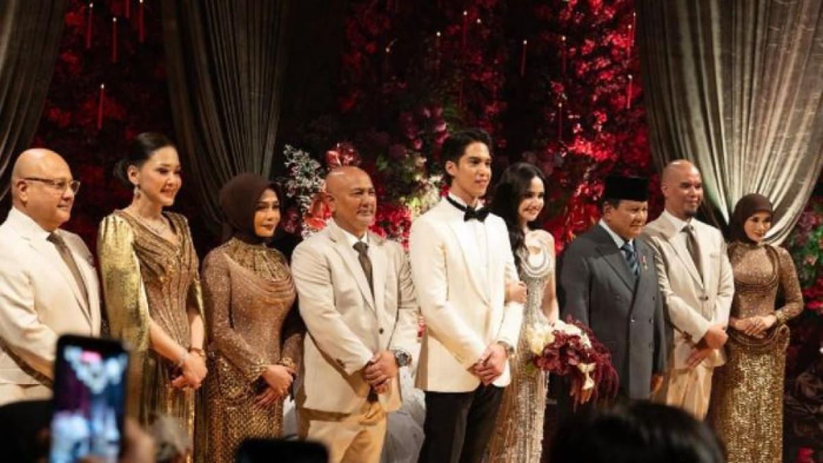 Ahmad Dhani bangga Prabowo datang ke resepsi pernikahan El Rumi.