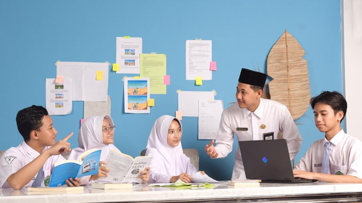 Full Dibiayai Pemerintah! Deretan Benefit Jika Lulus Seleksi PPG Calon Guru 2025, Ditutup 6 November
