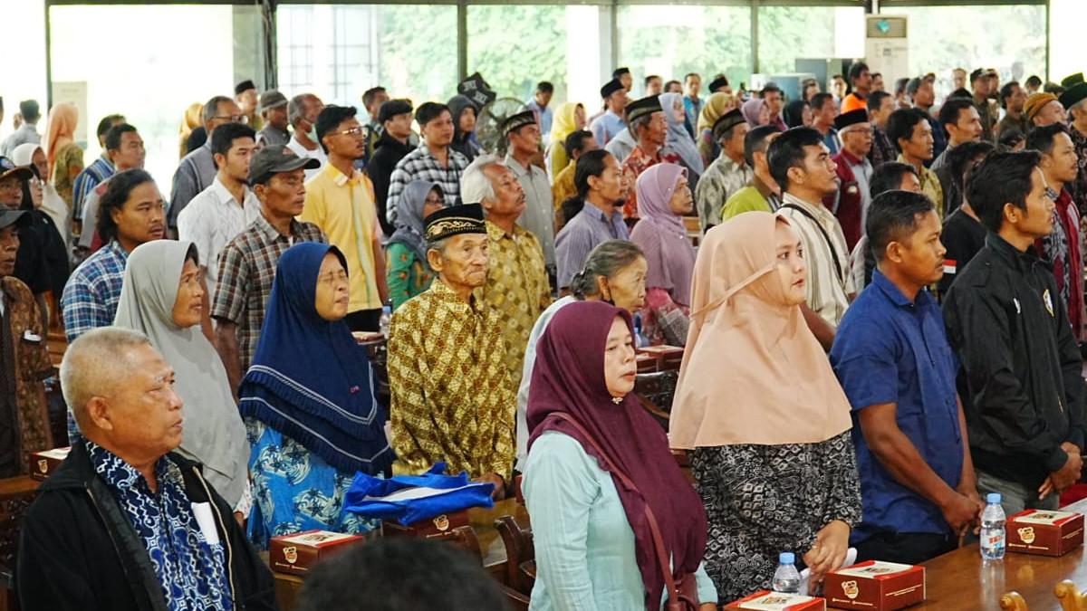 BANTUAN PEMKAB KLATEN - Pendistribusian Bantuan Bsznas Klaten Bersinergi dengan Pemerintah Kabupaten Klaten, pada Kamis (20/11/2025).