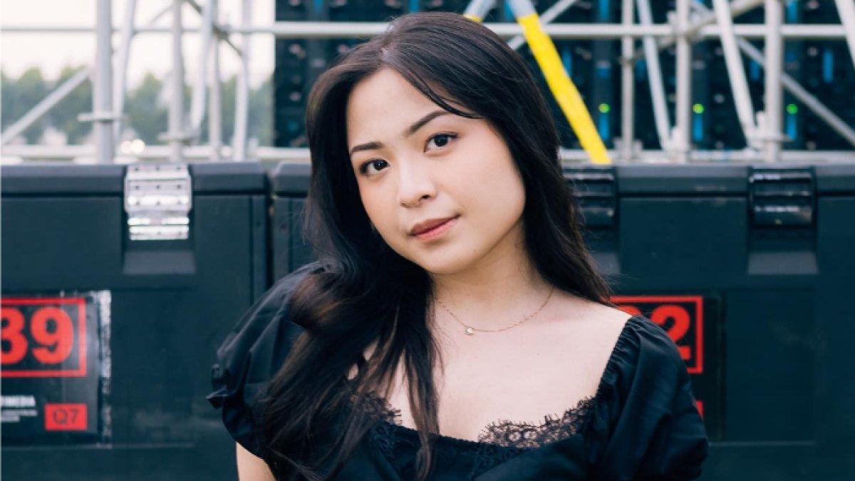 Profil Bernadya, Penyanyi 'Satu Bulan' yang Paling Banyak Diputar di Spotify Indonesia dalam Sehari