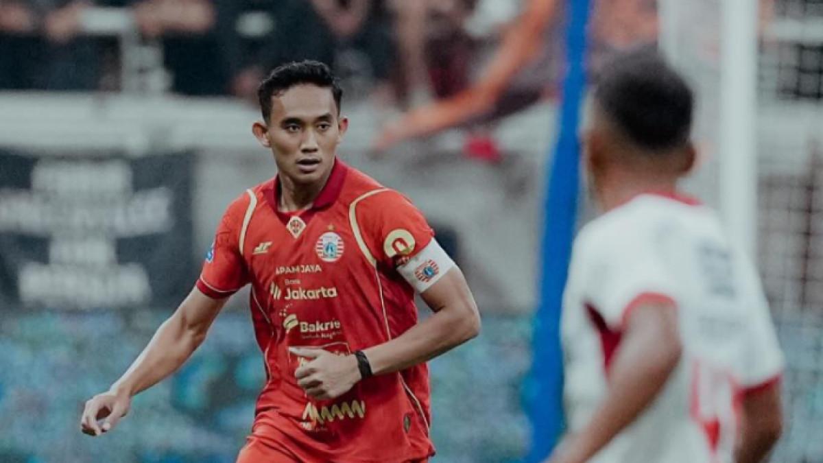 RIZKY RIDHO - Rizky Ridho, bek Persija dan Timnas Indonesia.
