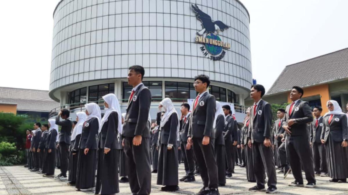 SEKOLAH GARUDA -
