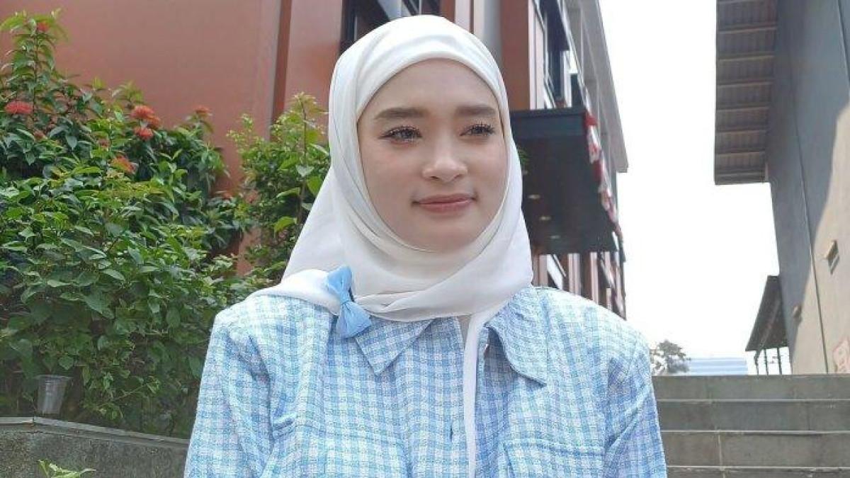 INARA RUSLI - Selebgram Inara Rusli saat ditemui di daerah Tendean, Jakarta Selatan, Senin (11/9/2023). Nama Inara Rusli ramai dikaitkan dengan kasus perselingkuhan suami konten kreator asal Meda, Wardatina Mawa