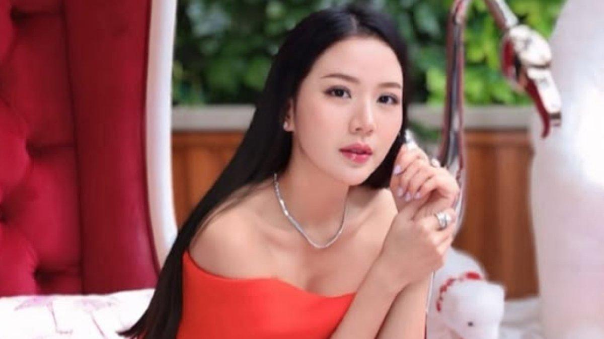 SIDANG CERAI AGNES JENNIFER - Selebgram Agnes Jennifer mengungkap sidang perdana perceraiannya dengan David Clement digelar bertepatan dengan hari ulang tahun pernikahan mereka, Senin (16/3/2026).
