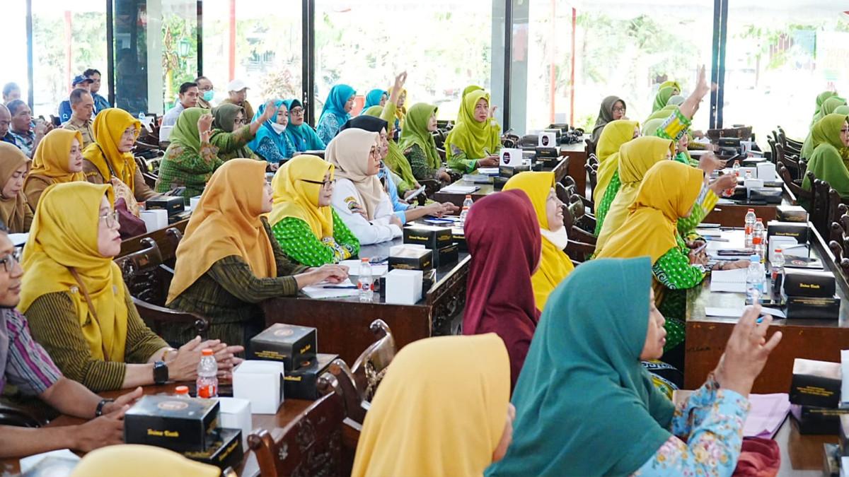 SOSIALISASI PENYAKIT MENULAR - Sosialisasi Penyakit Menular di Pendopo Pemkab Klaten, Selasa (2/12/2025) digelar Dinkes Klaten.
