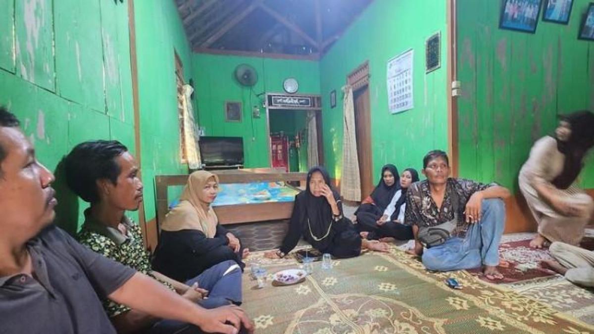 RUMAH KORBAN PERUNDUNGAN - Suasana rumah Angga Bagus Perwira di Desa Ledokdawan, Kecamatan Geyer, Grobogan, Jateng, Sabtu (11/10/2025) sore.