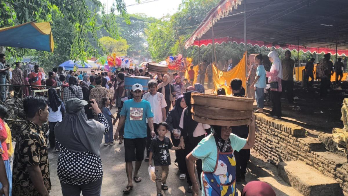 Tradisi Bersih Sendang Sinongko di Desa Pokak, Kecamatan Ceper, Klaten, Jumat (19/9/2025).