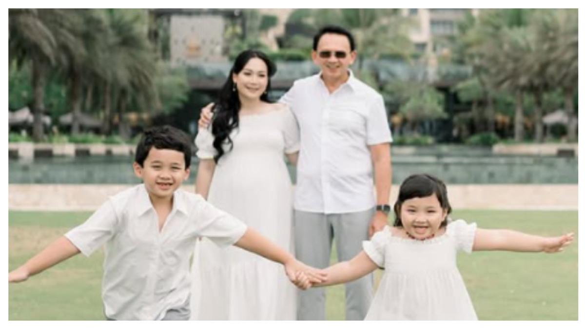 Momen Ahok dan Puput pengambilan gambar