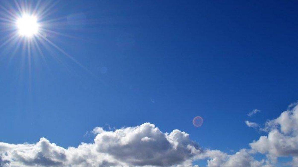 Spill! Warning BMKG, Kondisi Cuaca Semarang, Senin, 29 April 2024: Berawan Malam Hari