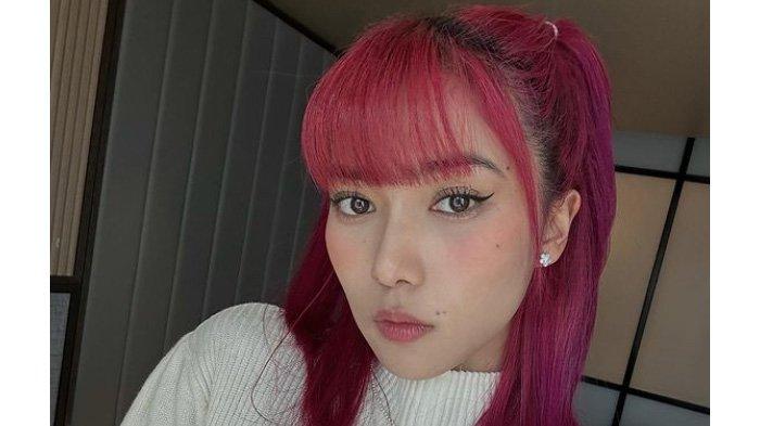 Isyana Sarasvati - Isyana Sarasvati tegaskan bukan penerima LPDP. Ikut terseret isu seperti Alyssa Soebandono, ini klarifikasi lengkapnya!