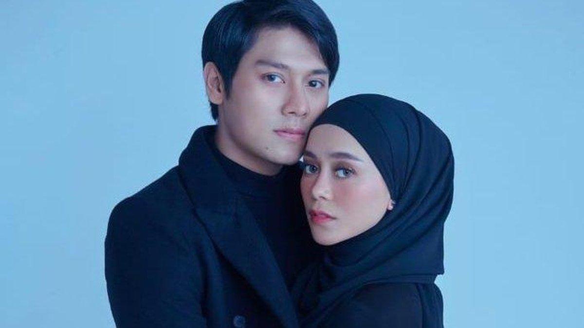 LESTI KEJORA HAMIL - Pasangan artis Rizky Billar dan Lesti Kejora.