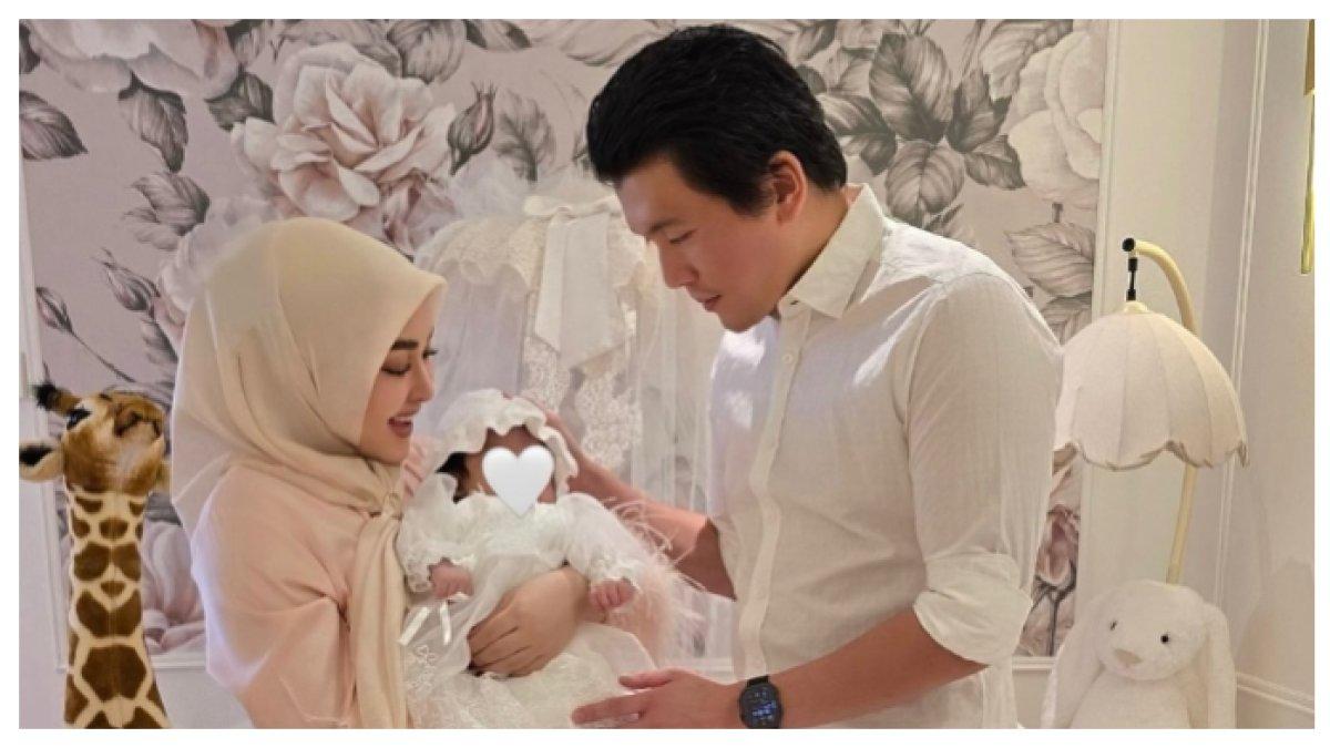 Potret Terkini Baby Reino dan Syahrini