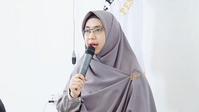 Oki Setiana Dewi