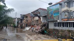 BANJIR-DENPASAR-Kondisi-bangunan-ambruk-tergerus-air-di-Jala-Bali.jpg