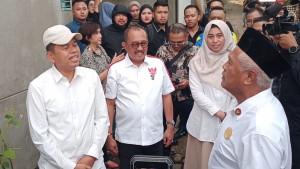 Gubernur-Jawa-Barat-Dedi-Mulyadi-datang-temui-Yai-Mim-dan-Nurul-Sahara.jpg