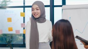 Guru-guru-baik-yang-tercatat-sebagai-Aparatur-Sipil-Negara-ASN-dan-Non-ASN.jpg