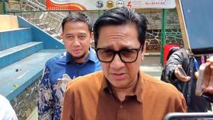 INGIN-CERAI-Artis-Andre-Taulany-tampaknya.jpg