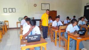 Kunci-Jawaban-Antropologi-Kelas-11-Halaman-94-Uji-Kompetensi-Setelah-Kamu-Mempelajari-Teori-Evolusi.jpg