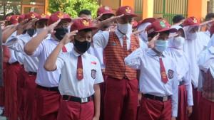 Kunci-Jawaban-Fikih-Kelas-3-Halaman-82-Umat-Islam-Diperintahkan-Puasa-Agar-Menjadi-Semakin.jpg