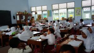 Kunci-Jawaban-Latihan-Soal-IPAS-Kelas-4-Tarikan-Dan-Dorongan-Yang-Dapat-Merubah-Gerakan-Suatu-Benda.jpg