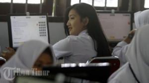 Kunci-Jawaban-Latihan-Soal-TKA-Ekonomi-Kelas-12-Kota-Maju-Sedang-Menghadapi-Masalah-Serius-Terkait.jpg
