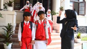 Kunci-Jawaban-PAI-Kelas-5-Halaman-57-Apa-Yang-Kalian-Rasakan-Saat-Hidup-Rukun-Dengan-Teman.jpg