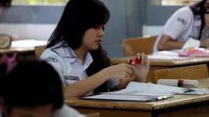 Kunci-Jawaban-Soal-PAI-Kelas-8-Halaman-44-Salin-Dan-Isilah-Tabel-Ini-Berdasarkan-Pengalaman-Kalian.jpg