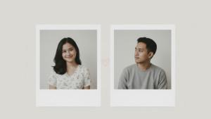 PROMPT-FOTO-AI-10-prompt-AI-edit-foto-pasangan-polaroid.jpg