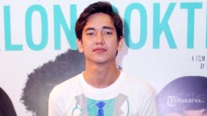 Pemain-film-Adipati-Dolken.jpg