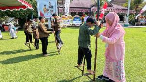 Permainan-tradisional-memperingati-Hari-Anak-Nasional-HAN-ke-41.jpg