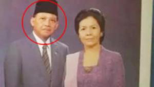 UMAR-WIRAHADI-KUSUMA-Wakil-Presiden-ke-4-Indonesia-Umar-Wirahadikusumah-dan-istrinya-Karlinah.jpg