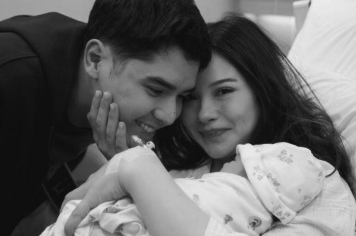 Ahmad-Dhani-Akui-Ingin-Cucunya-Lahir-di-Jumat-Kliwon-Sempat-Usul-Alyssa-Diinduksi.jpg