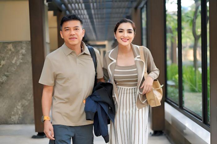 Ashanty-dan-Anang-Hermansyah-tengah-bersiap-menunaikan-ibadah-haji.jpg