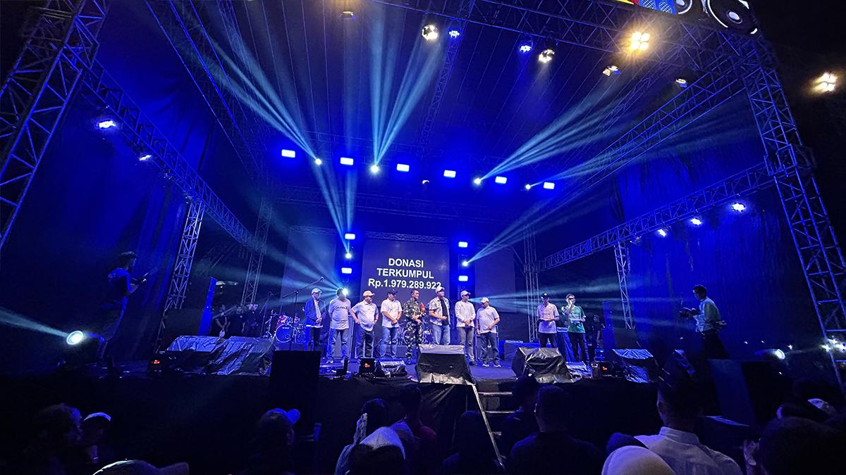 Bupati-Klaten-Hamenang-Wajar-Ismoyo-mengumumkan-total-donasi-korban.jpg
