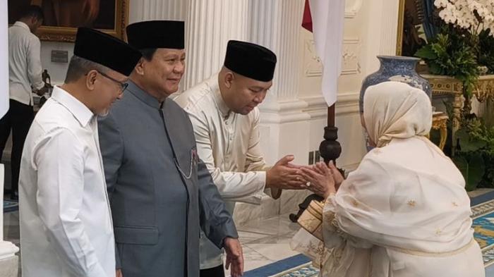 DIDIT-PRABOWO-OPEN-HOUSE-Prabowo-dan-Didit-Hediprasetyo-saat-open-house-di-Istana-Merdeka.jpg