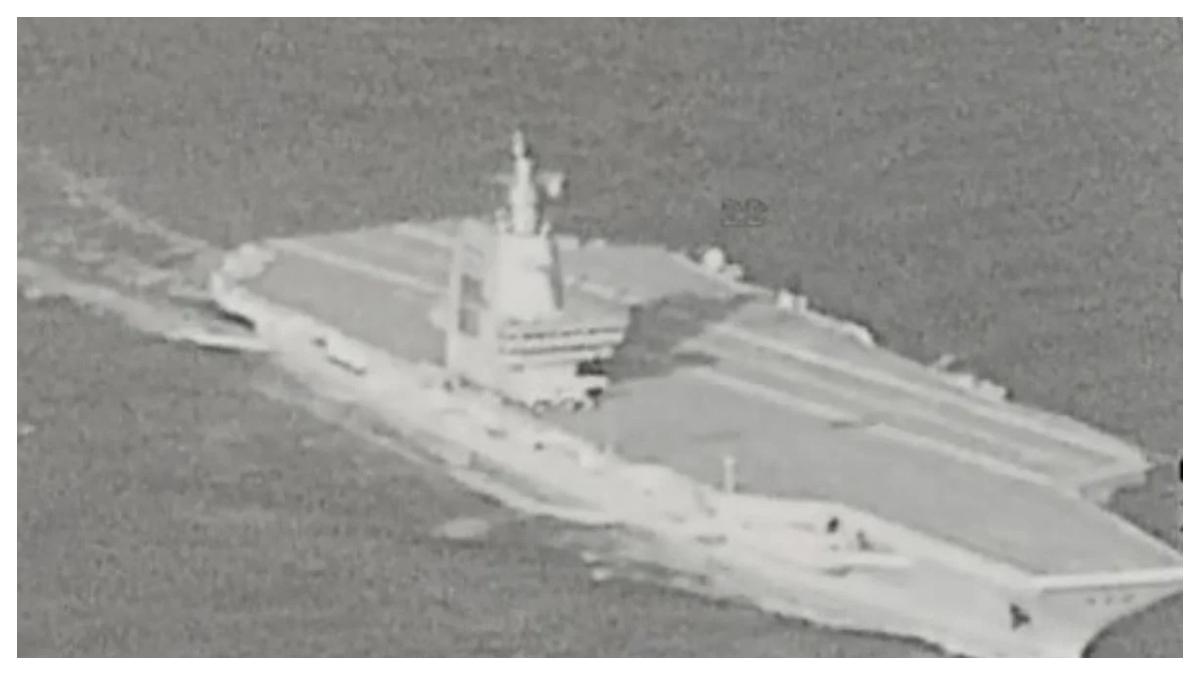 Kapal Induk Fujian Lintasi Selat Taiwan Untuk Pertama Kalinya Sejak Dioperasikan