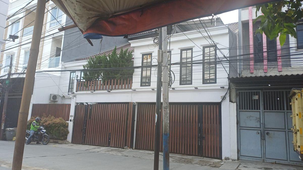 Kondisi Kantor Pemenang Tender Motor BGN: Mewah Tapi Tak Ada Papan Nama, Warga Justru Tak Tahu