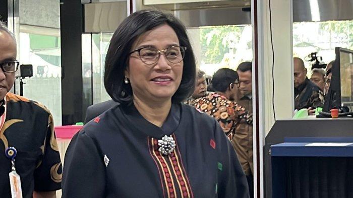 Menteri-Keuangan-Menkeu-Sri-Mulyani-saat-tiba-di-Gedung-Mahkamah-Konsitusi.jpg