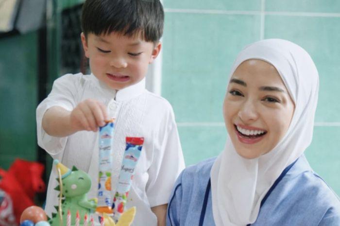 Nikita-Willy-mengaku-keputusan-untuk-berhijab-tidak-diambil-secara-mendadak.jpg