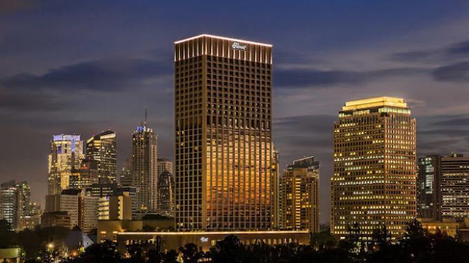 PEMILIK-HOTEL-FAIRMONT-gb.jpg