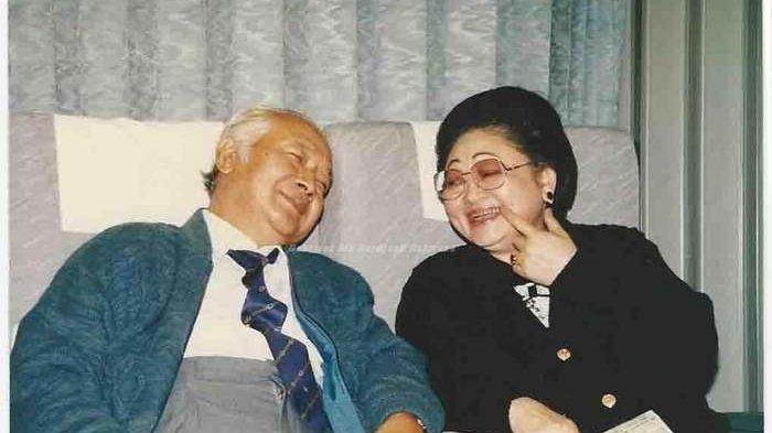 Potret-kebersamaan-Soeharto-dan-Ibu-Tien.jpg
