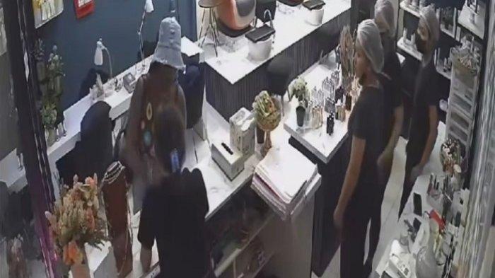 HEBOH Keributan di Salon Kuku Bali, WNA Diduga Ogah Bayar Jasa, Pegawai Diserang 'Ada Kekerasan'