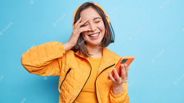 ROMANTIS, Ini Daftar Lagu yang Paling Banyak Diputar di YouTube saat Valentine, Ada Musik Favoritmu?